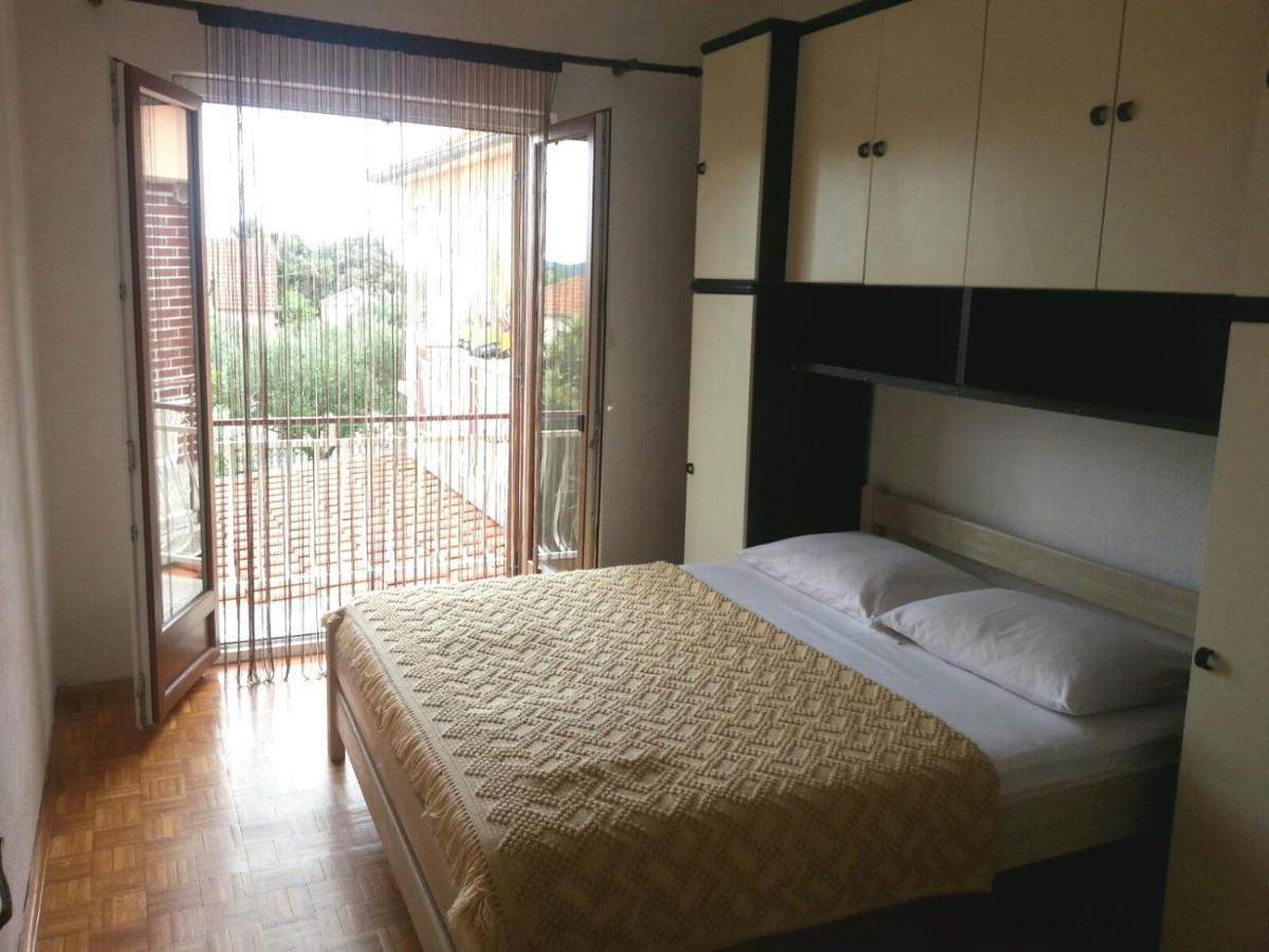 Apartmani Vilma Pakoštane Exteriör bild
